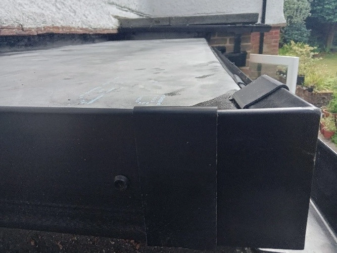 New EPDM Rubber Roof Covering (image 7 of 8)