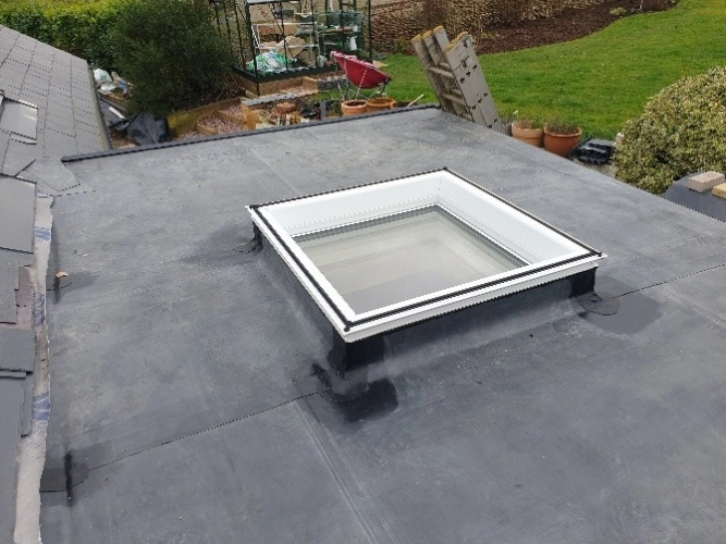 New EPDM Rubber Roof Covering (image 7 of 8)