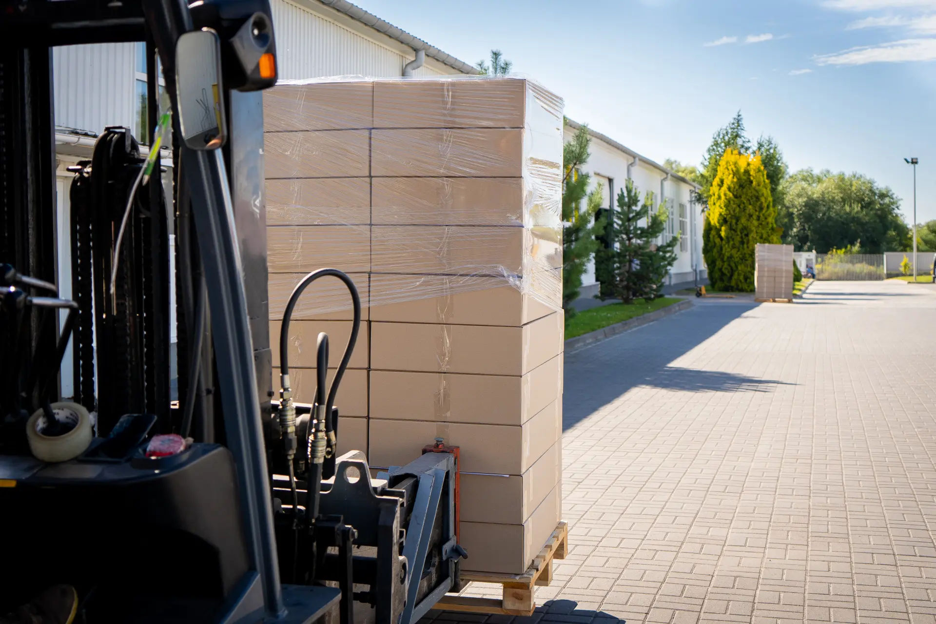 Nationwide and Local Logistics And Delivery Services
