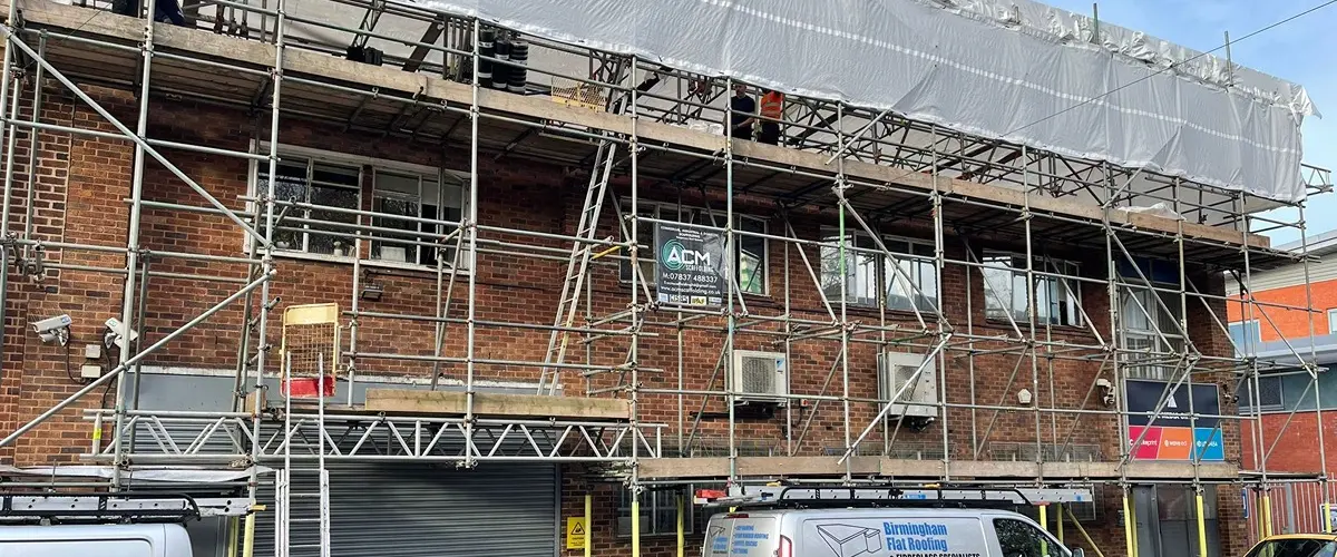 Scaffolding Around Conservatories and Extensions Scaffolding Around Conservatories and Extensions
