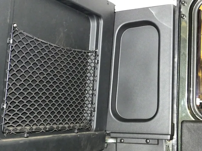 Land Rover Defender 90 Rear Quarter Panels In Black DA2766