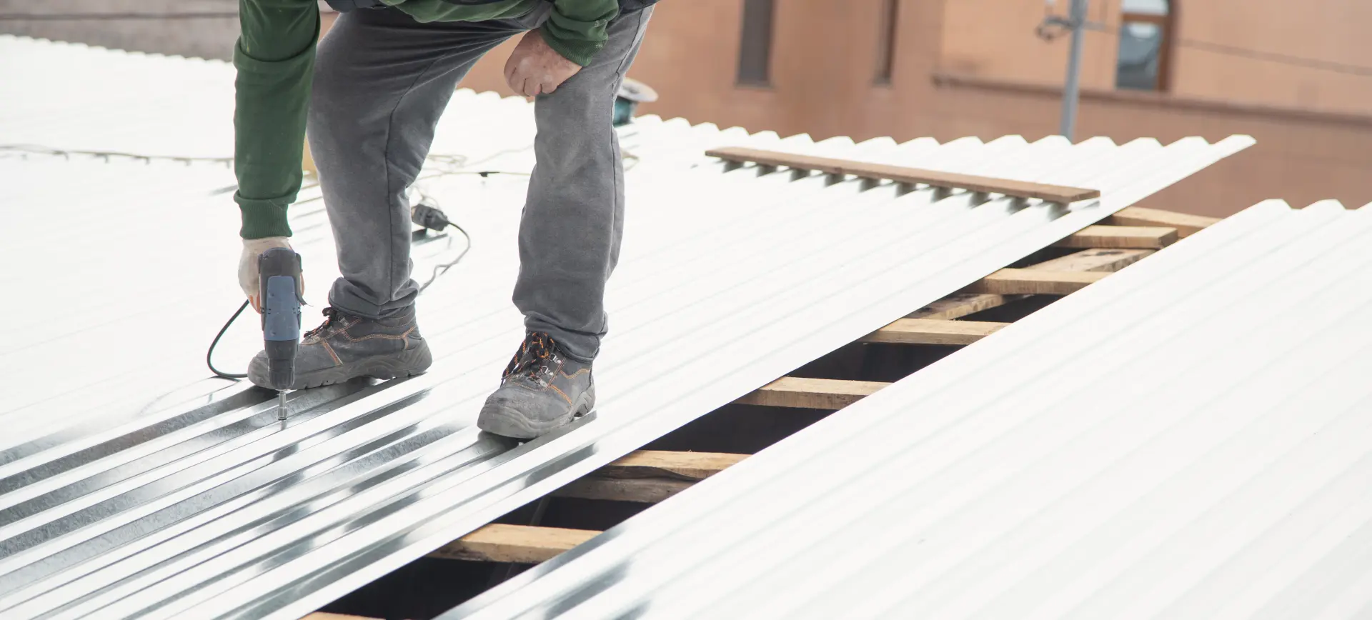 Aluminium Roofing Compared to Other Roofing Materials