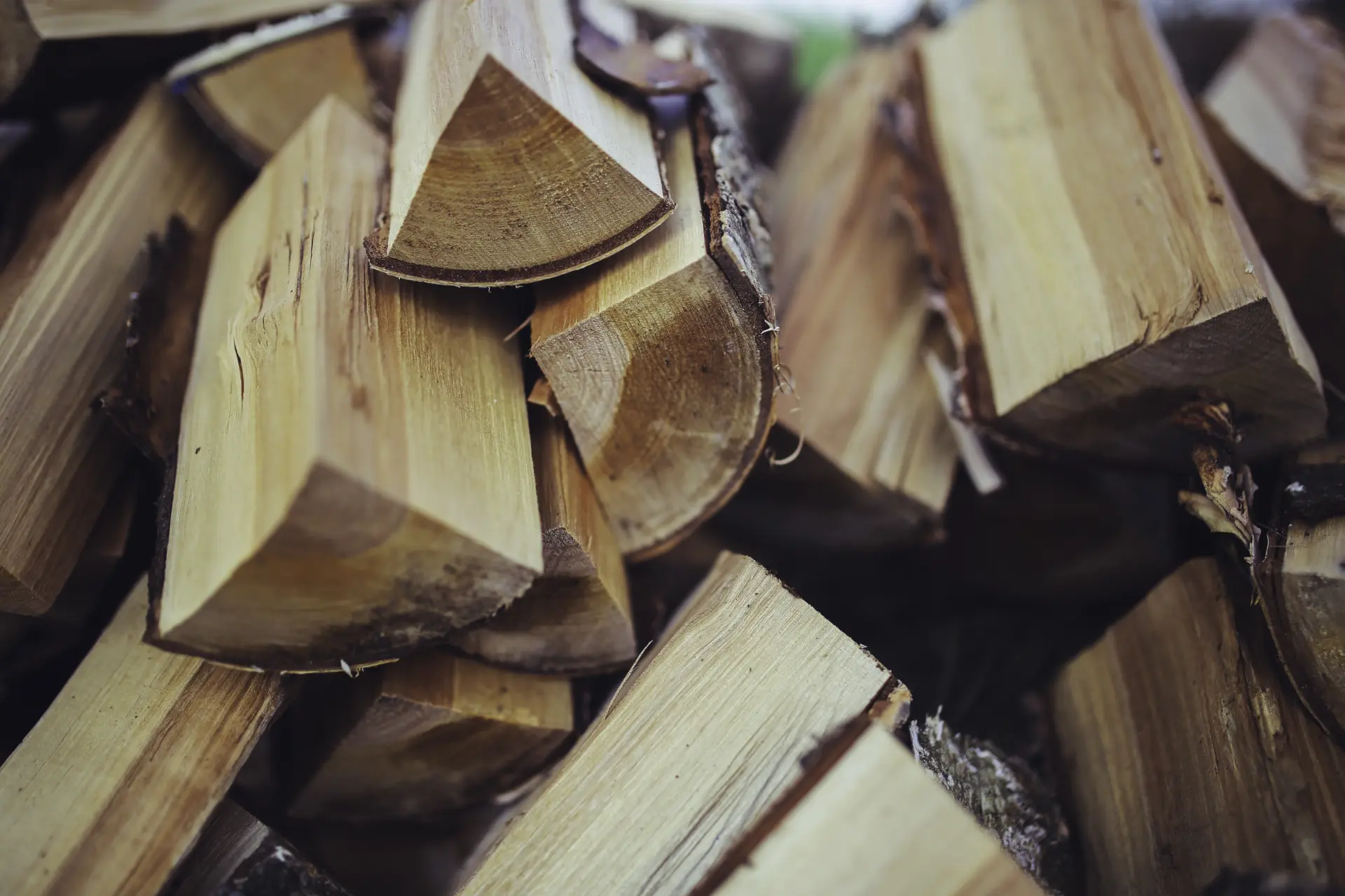 Fire Wood Sales - Bulk Bags and Small Loads