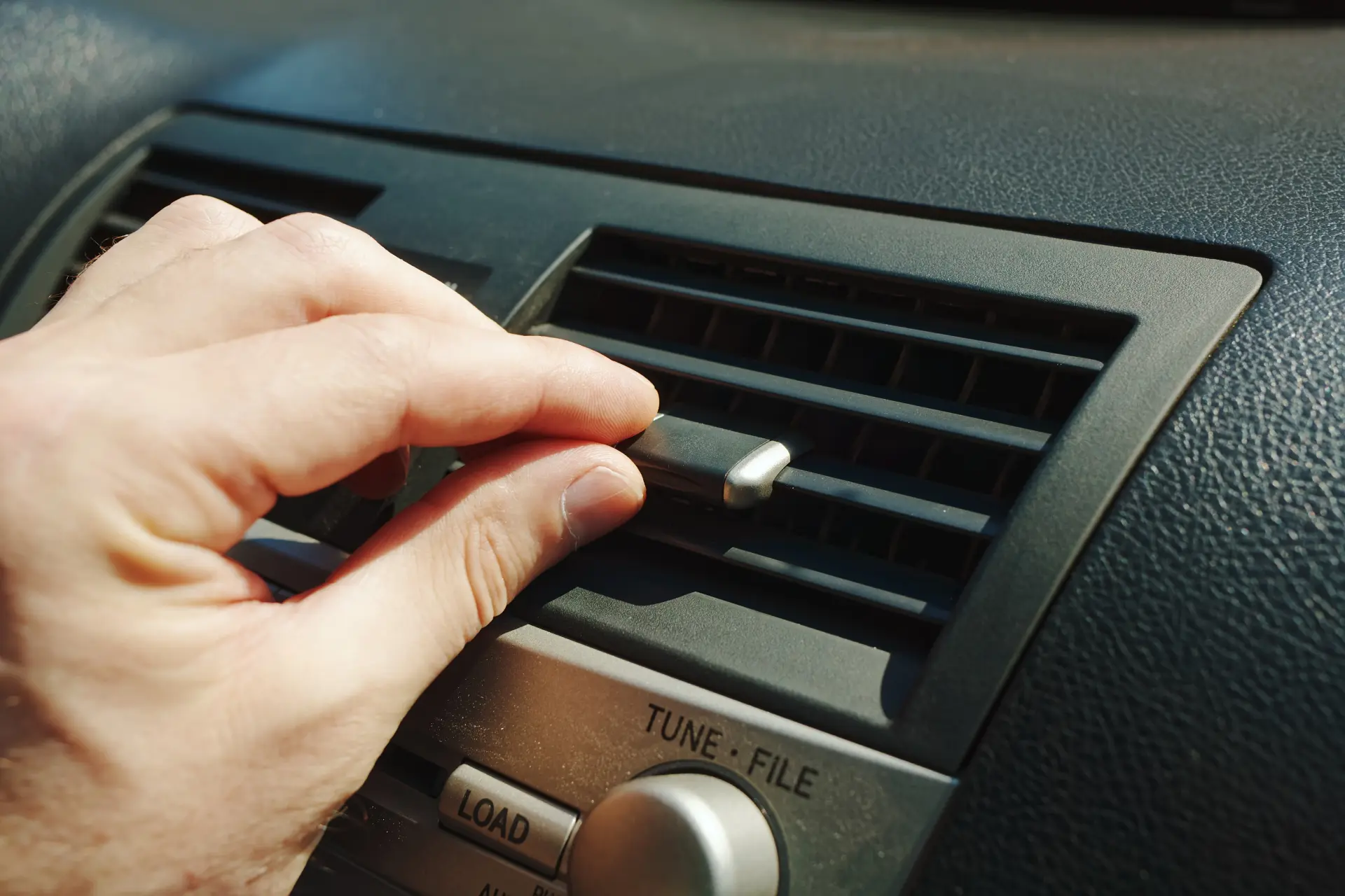 Vehicle Air Conditioning Repair and Replacement Bromley and London