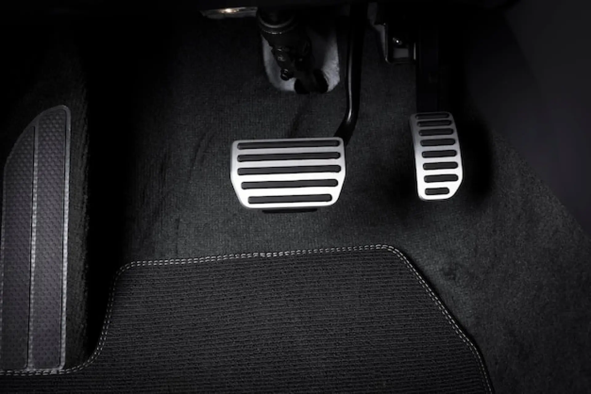 What Are Dual Controls and How Do They Work