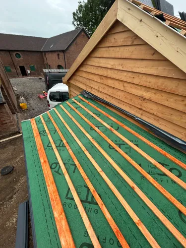 Oak garage and log store  slated in Nantwich (image 6 of 14)