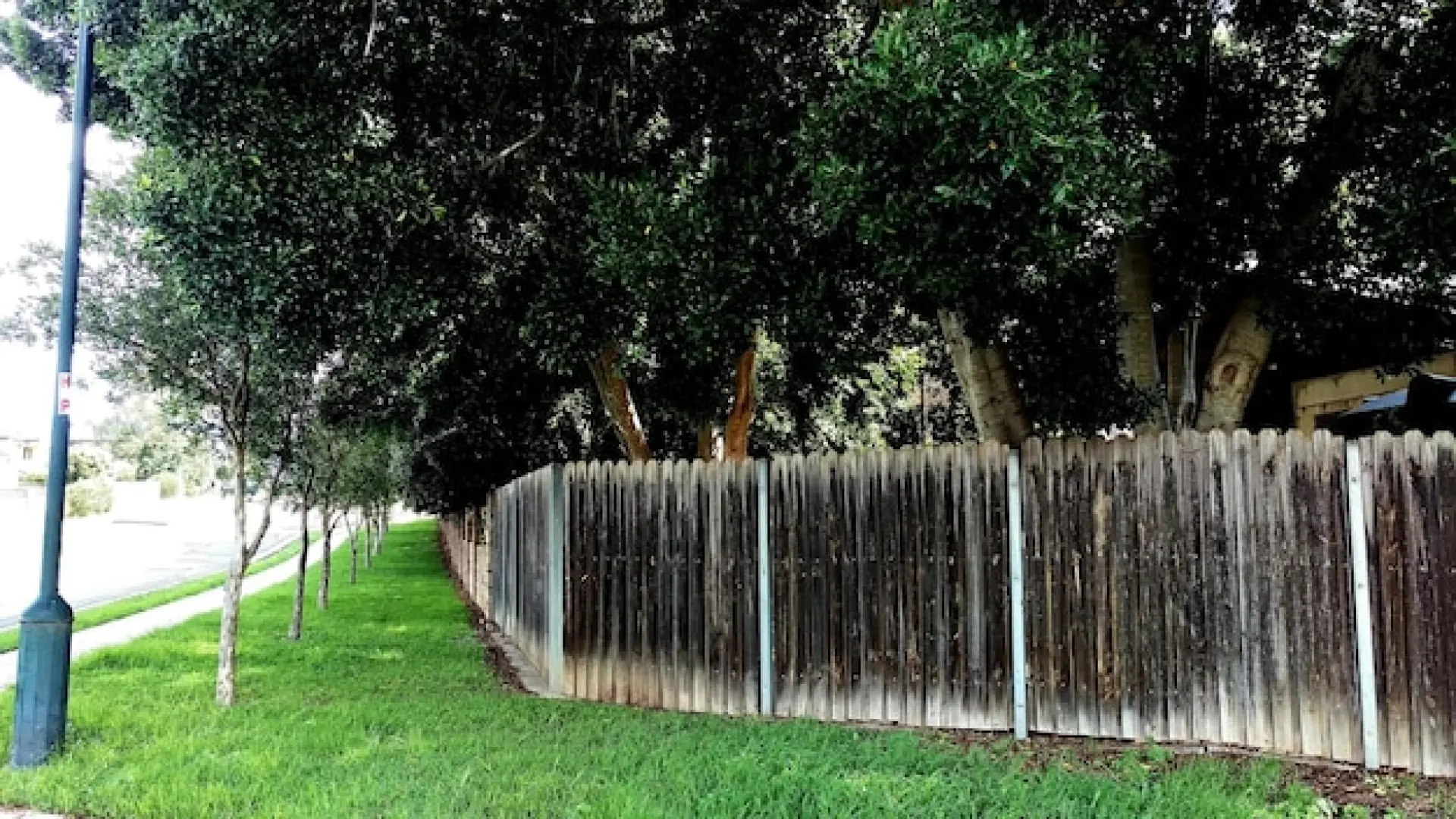 Designing a Safe Garden with Fencing Designing a Safe Garden with Fencing