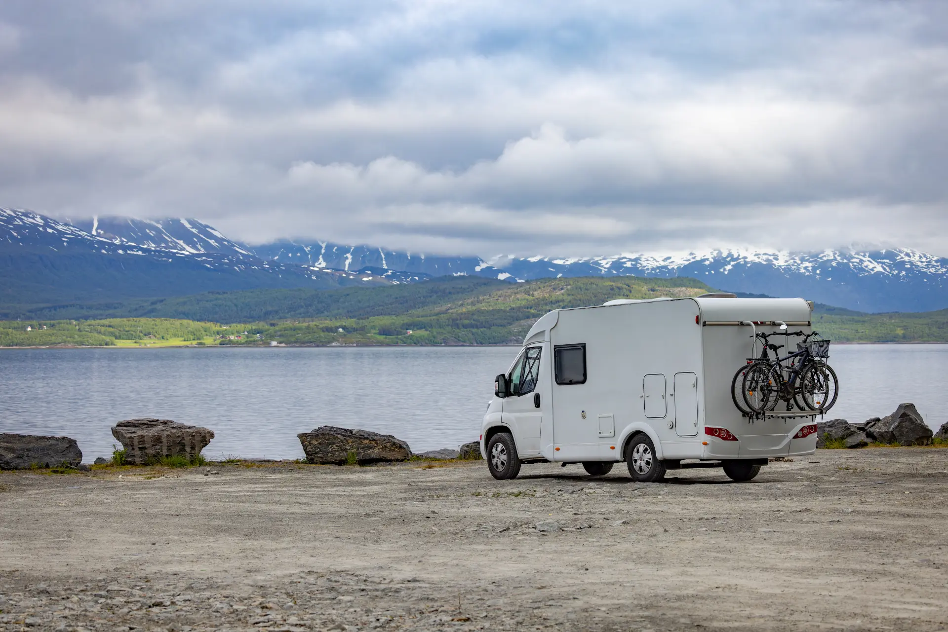 Common Mistakes to Avoid When Buying a New Motorhome Image