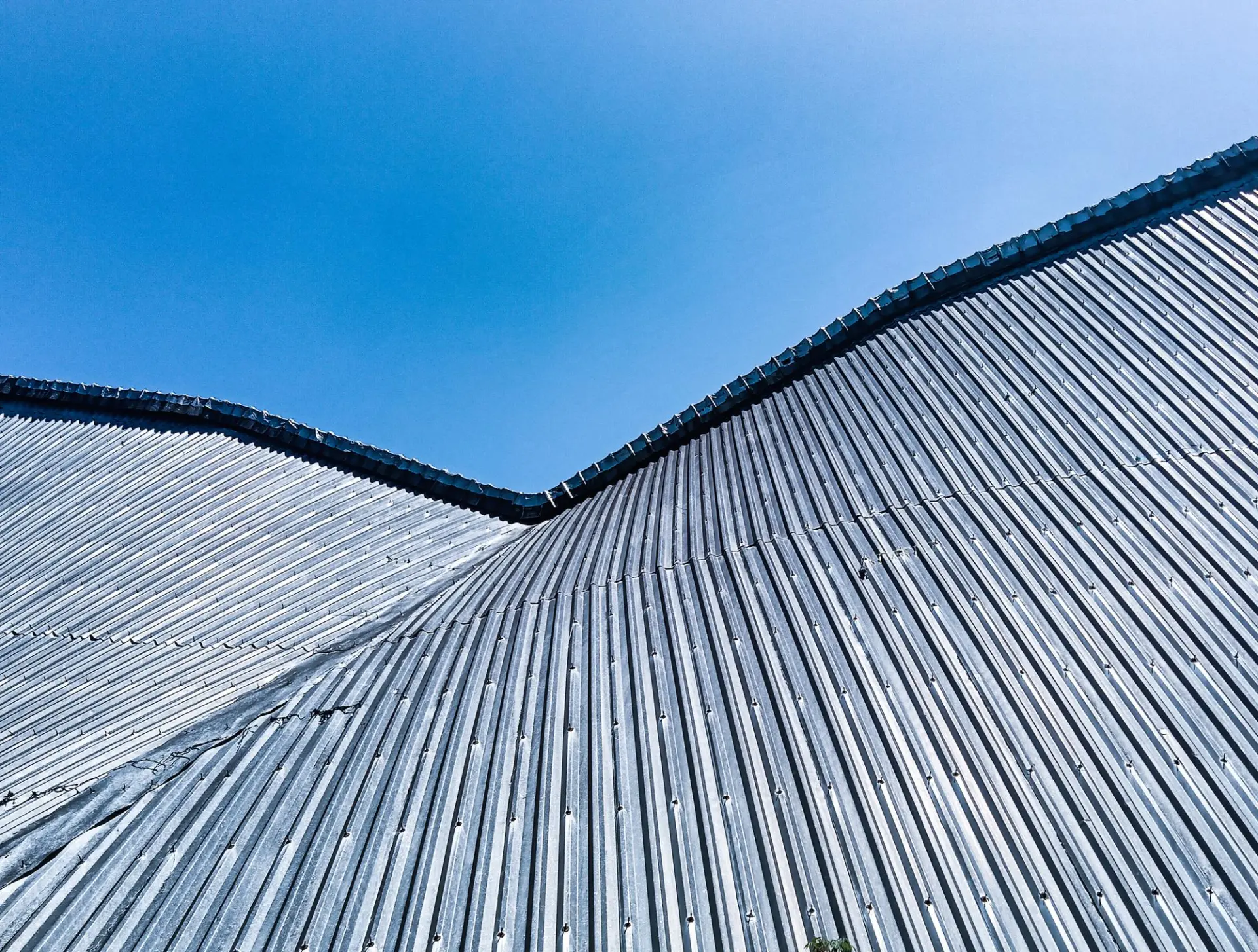Zinc Over Other Roofing Materials 