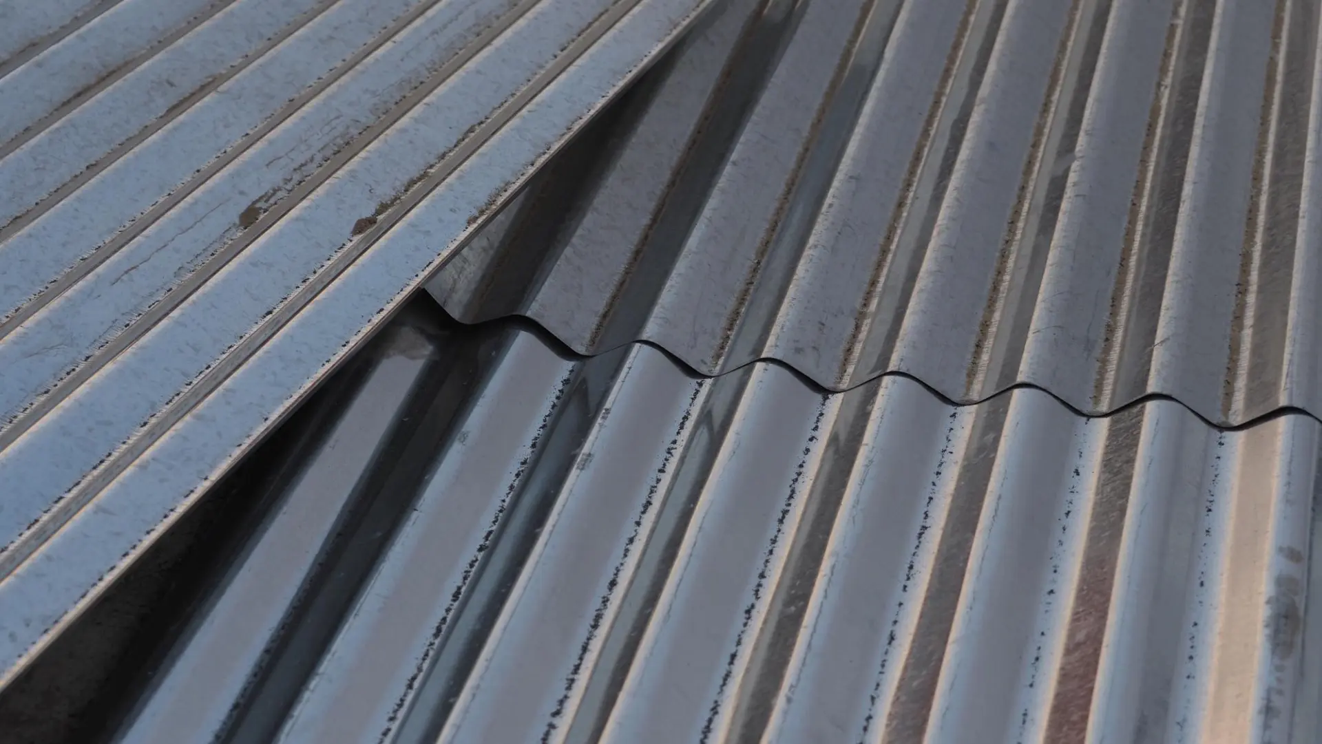 Attractive Modern Appearance - Pros and Cons of zinc roofing