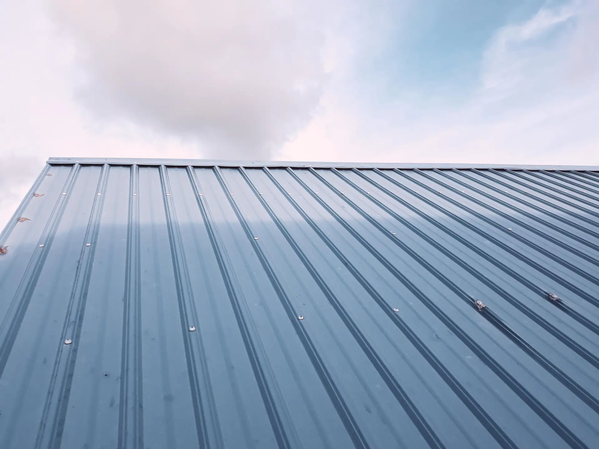 Why is a zinc roof better than other materials?