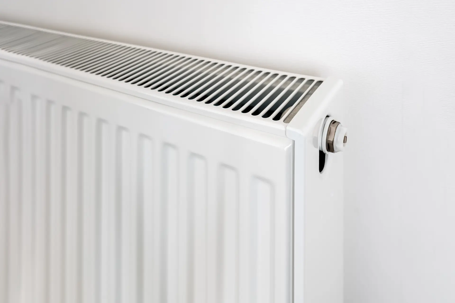 Choosing Underfloor Heating vs Radiators