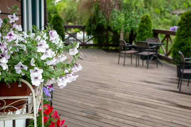Safe Garden Decking For Everyday Use