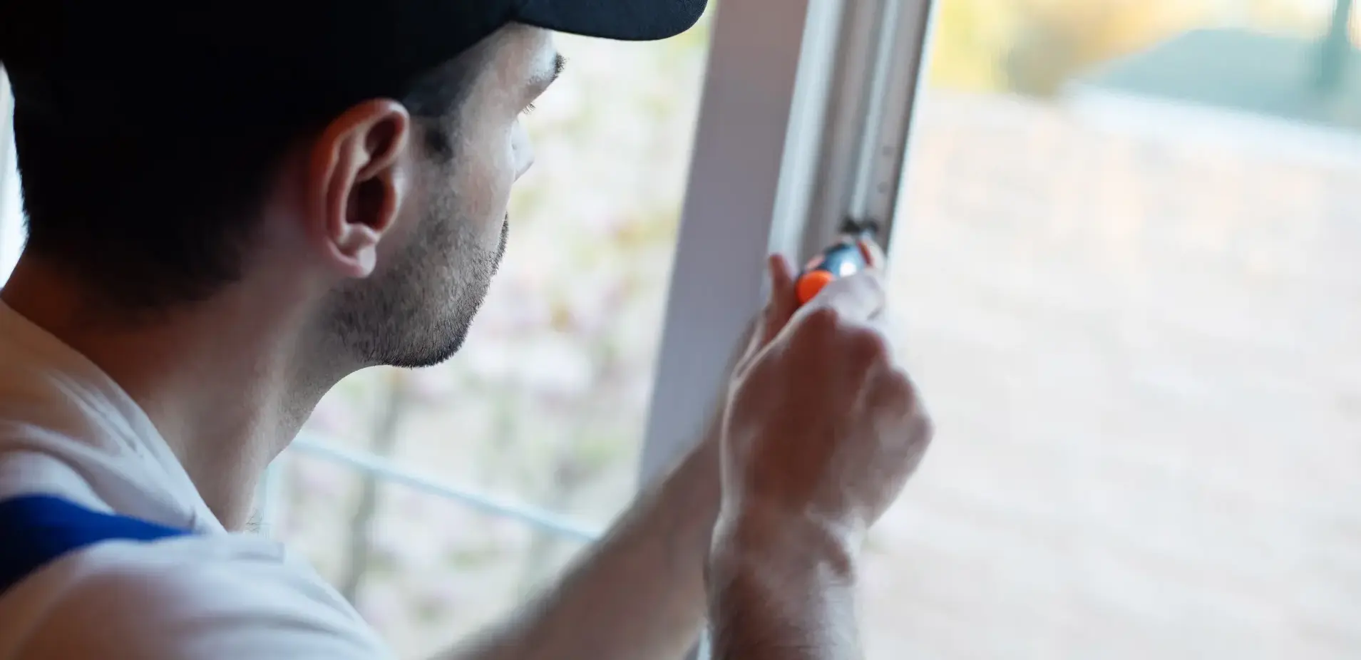 How to Tell If Your Windows Need Repair How to Tell If Your Windows Need Repair