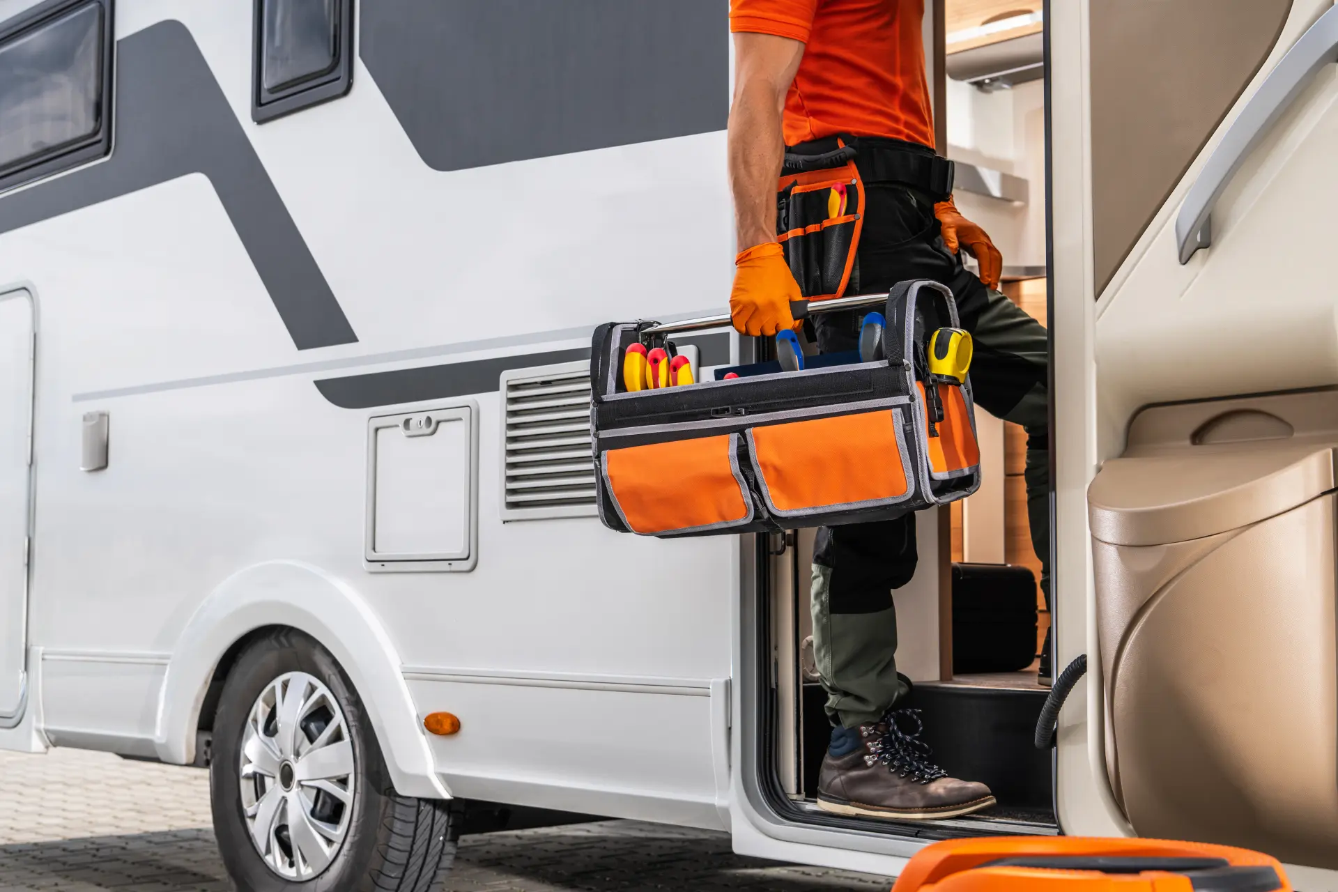 Motorhome Servicing