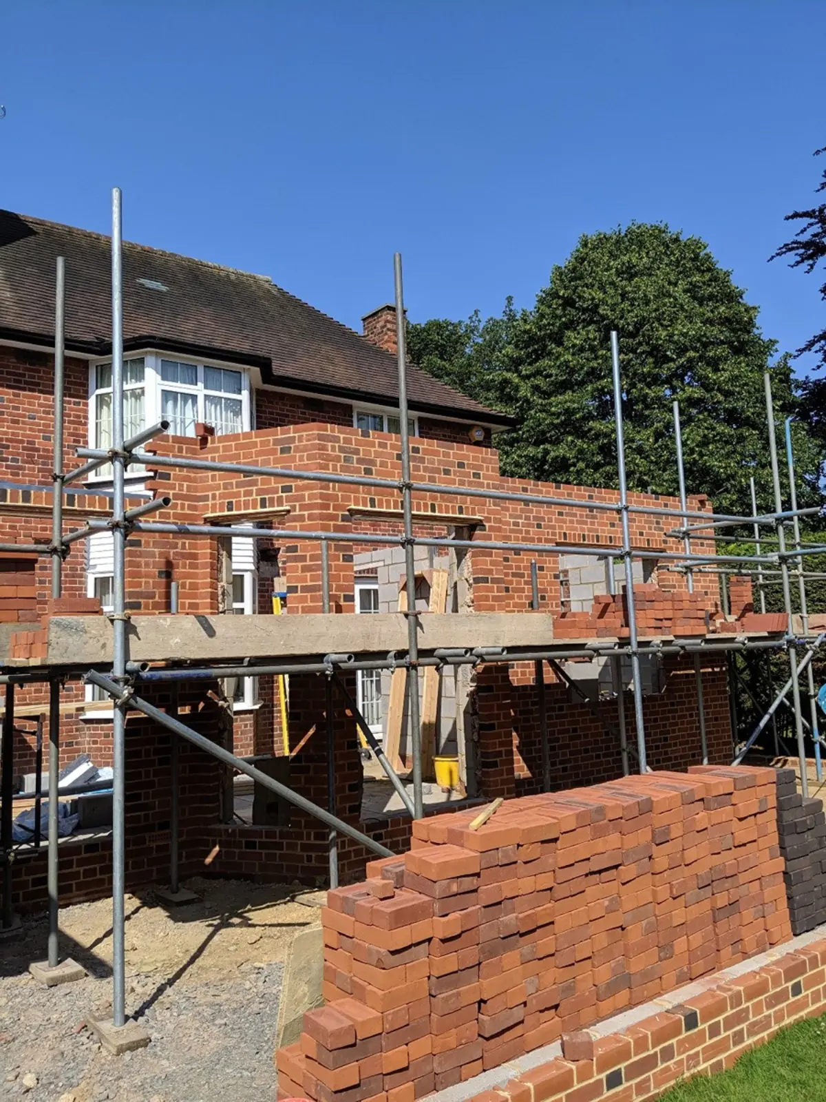 Luton Renovation Builders Near Me | Building Contractors in Luton