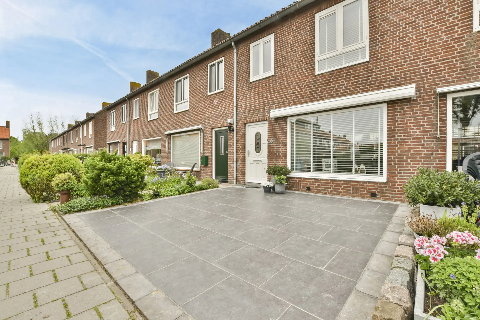 Tarmac Driveway Installation Newcastle-under-Lyme, Cheshire, Staffordshire