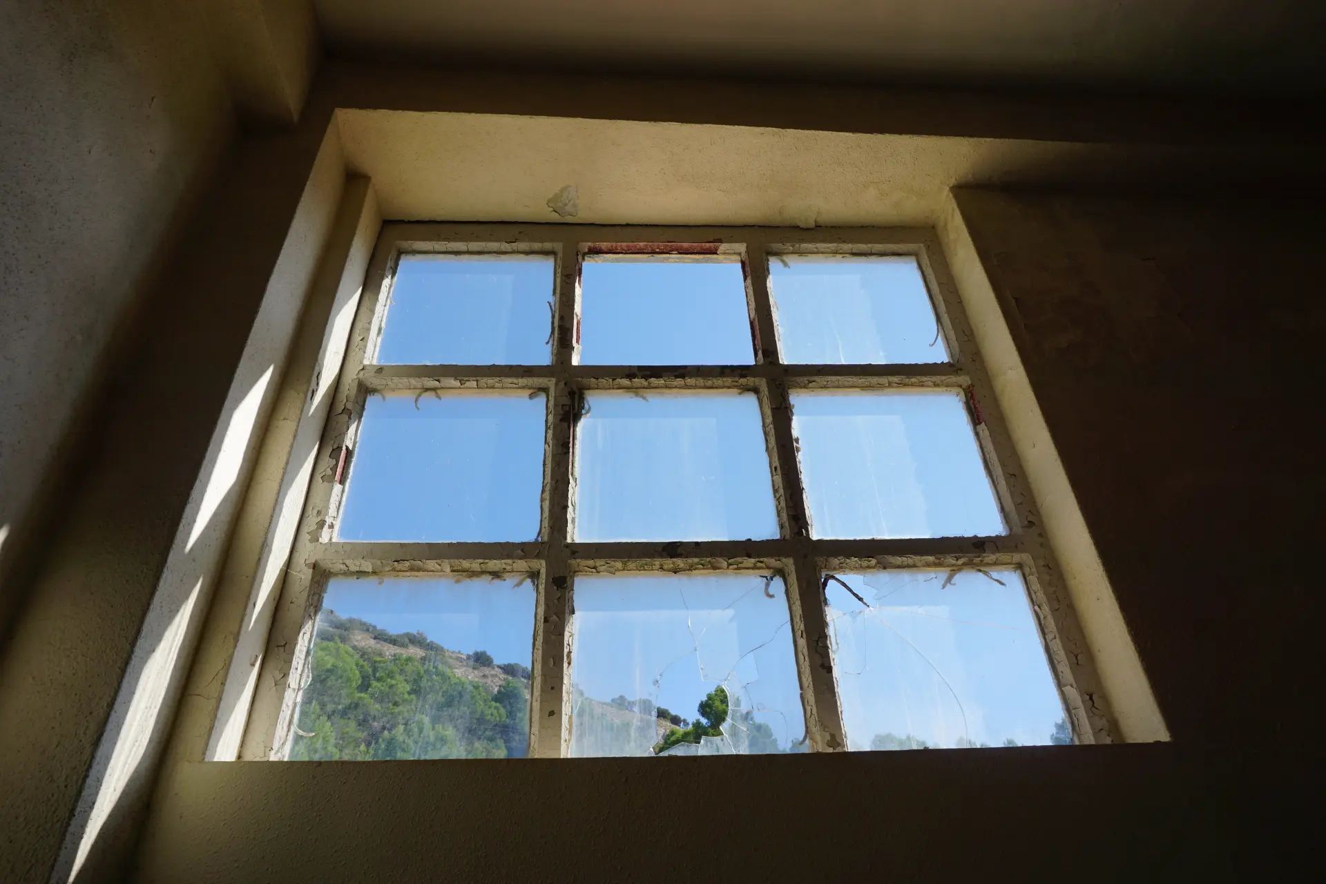 Glazing Repairs | Halifax, Huddersfield, Bradford, West Yorkshire