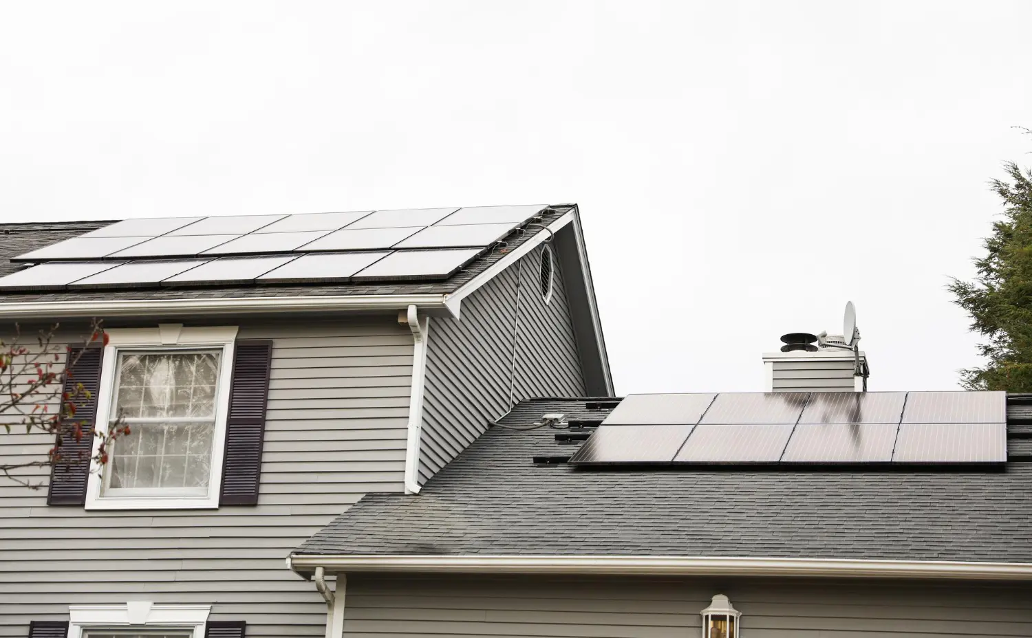 Electrician reviewing the right solar system for a property
