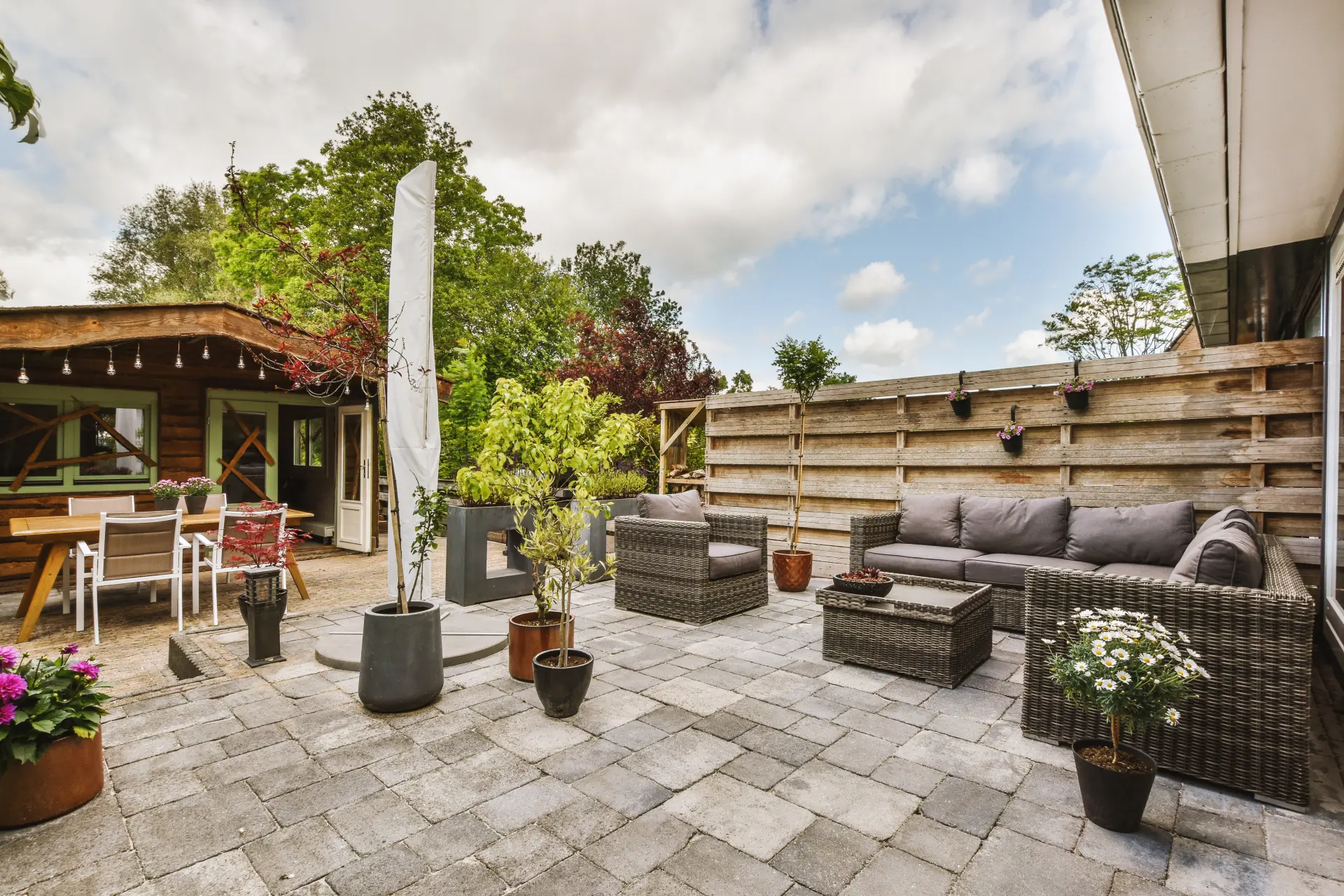 How to Choose the Right Patio Style for Your Garden