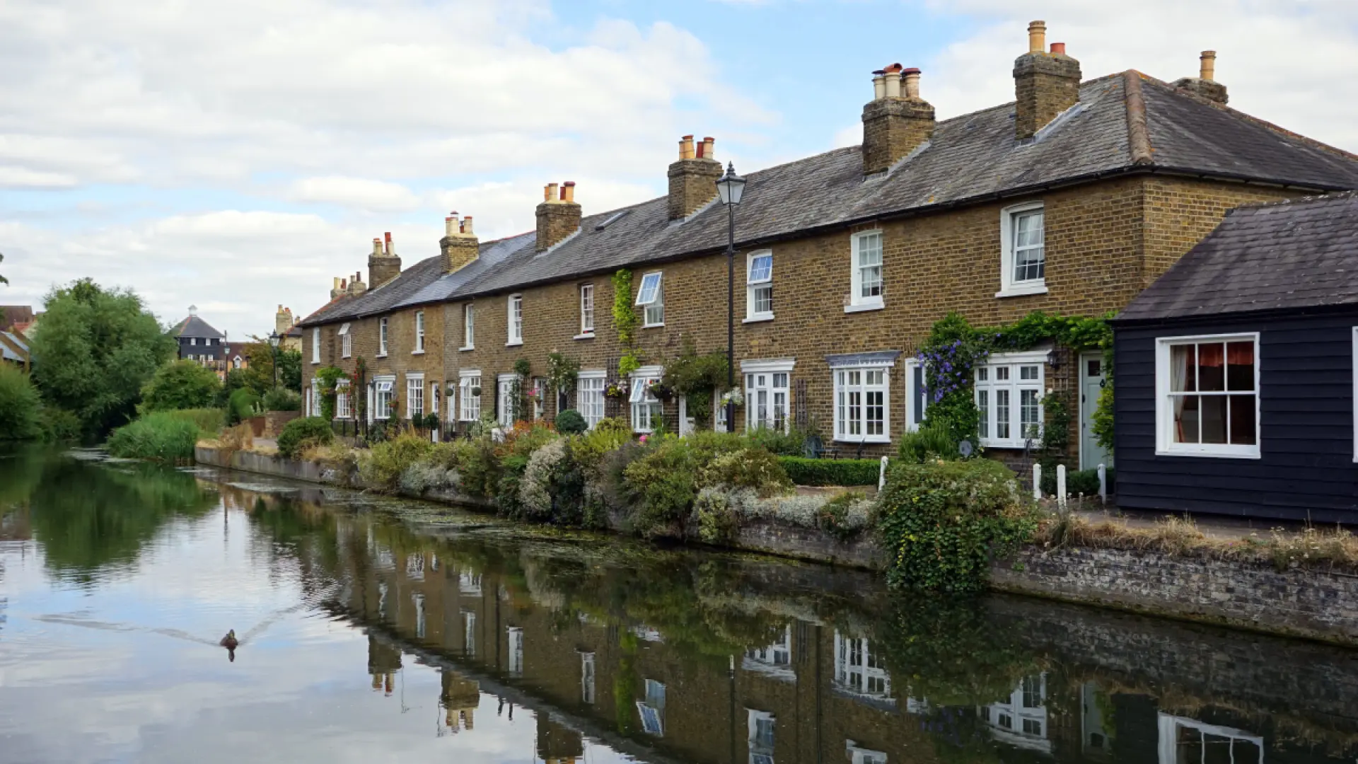 Do I Need A RICS Valuation For Help To Buy Image