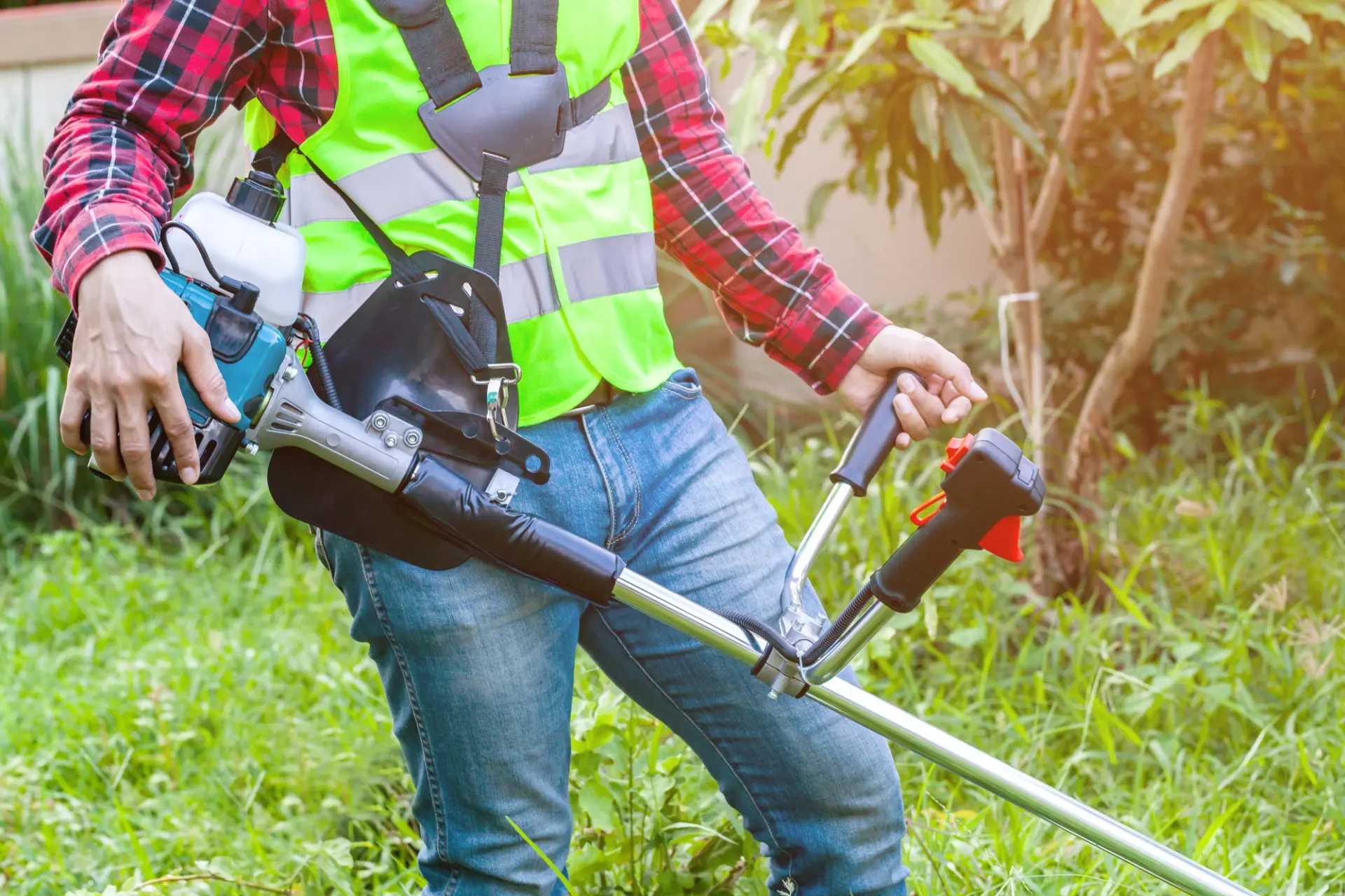 Trained Grounds Maintenance Contractors in Westbury