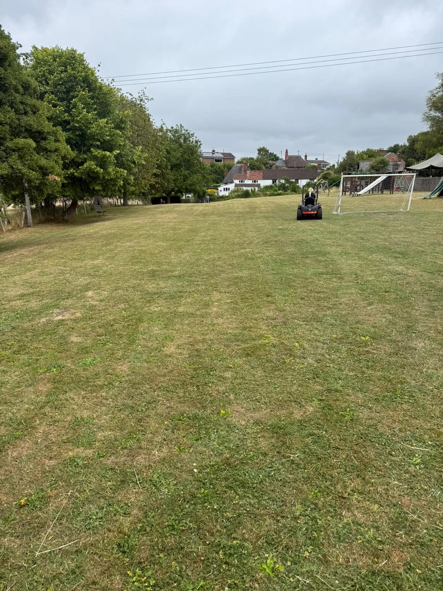 Grounds Maintenance Contractors in Cirencester