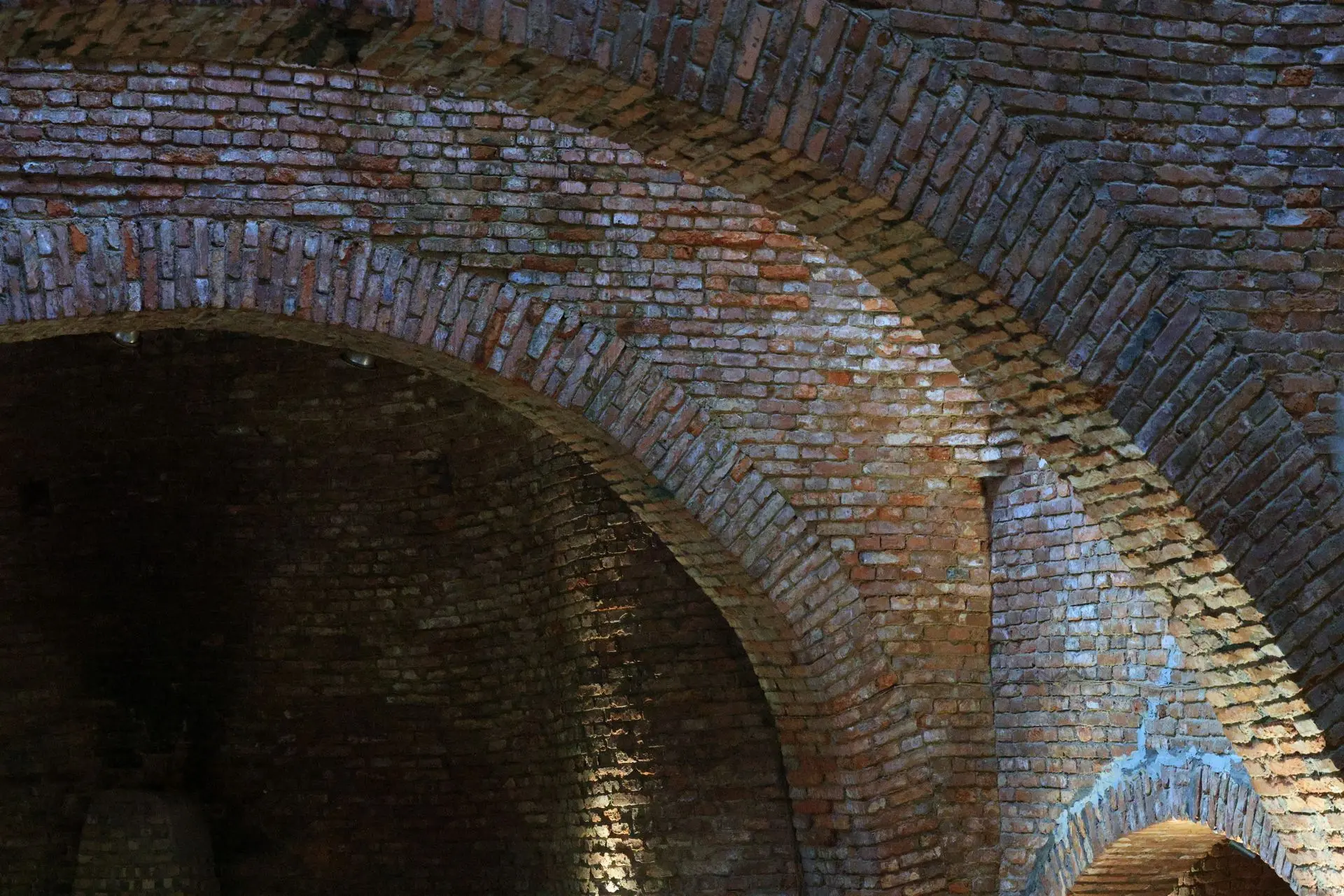 Voids, Cellars and Underground Chambers