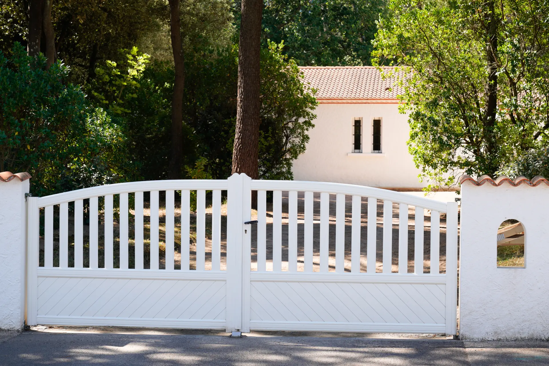 The Benefits of Installing Electric Driveway Gates The Benefits of Installing Electric Driveway Gates