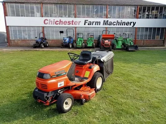 Used kubota lawn online mower