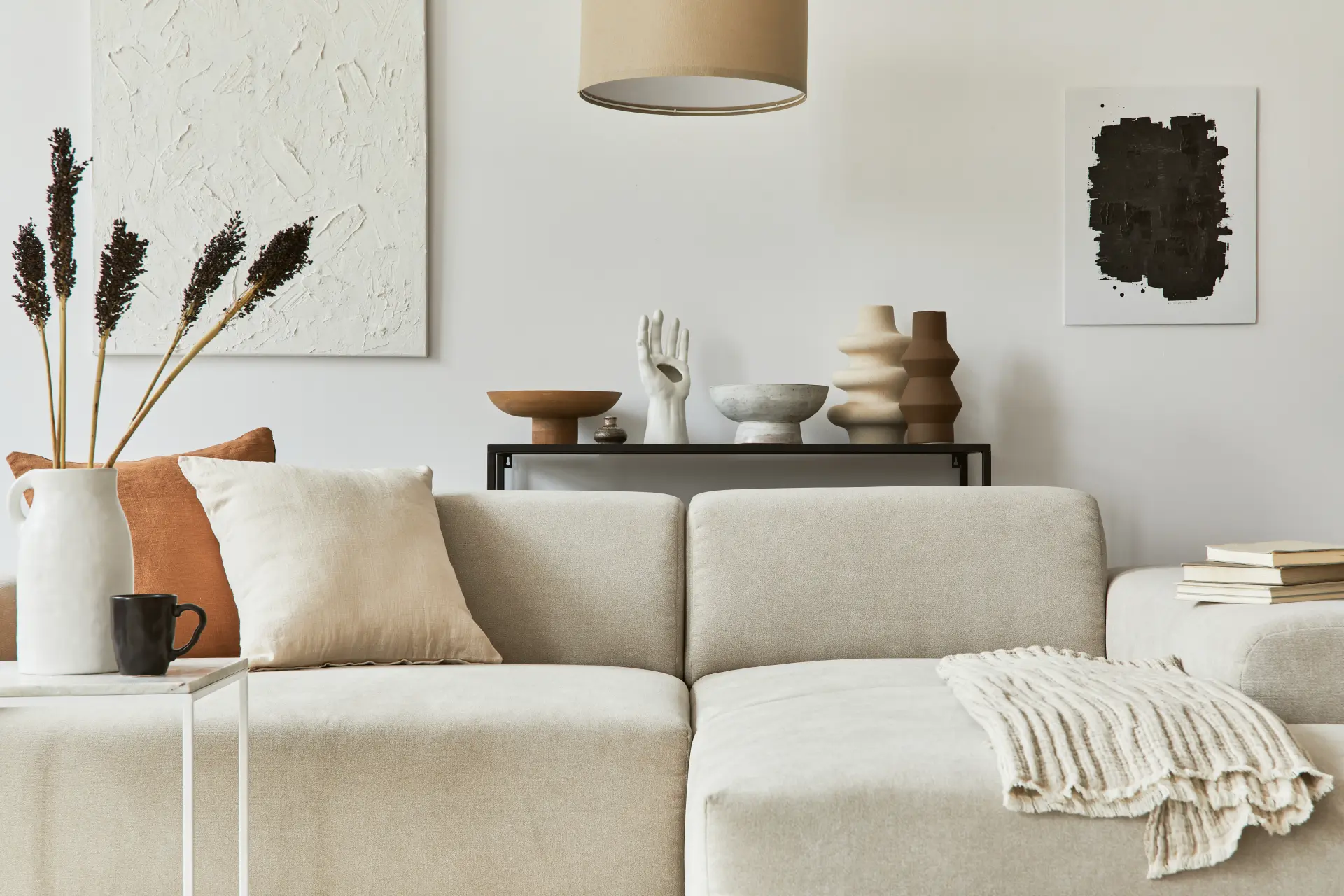 What Factors Should You Consider When Choosing Colours To Decorate Rooms? | Painters Northampton