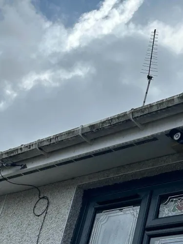 Complete Exterior Property Clean Including Driveways, Gutters, Fascias and Soffits
