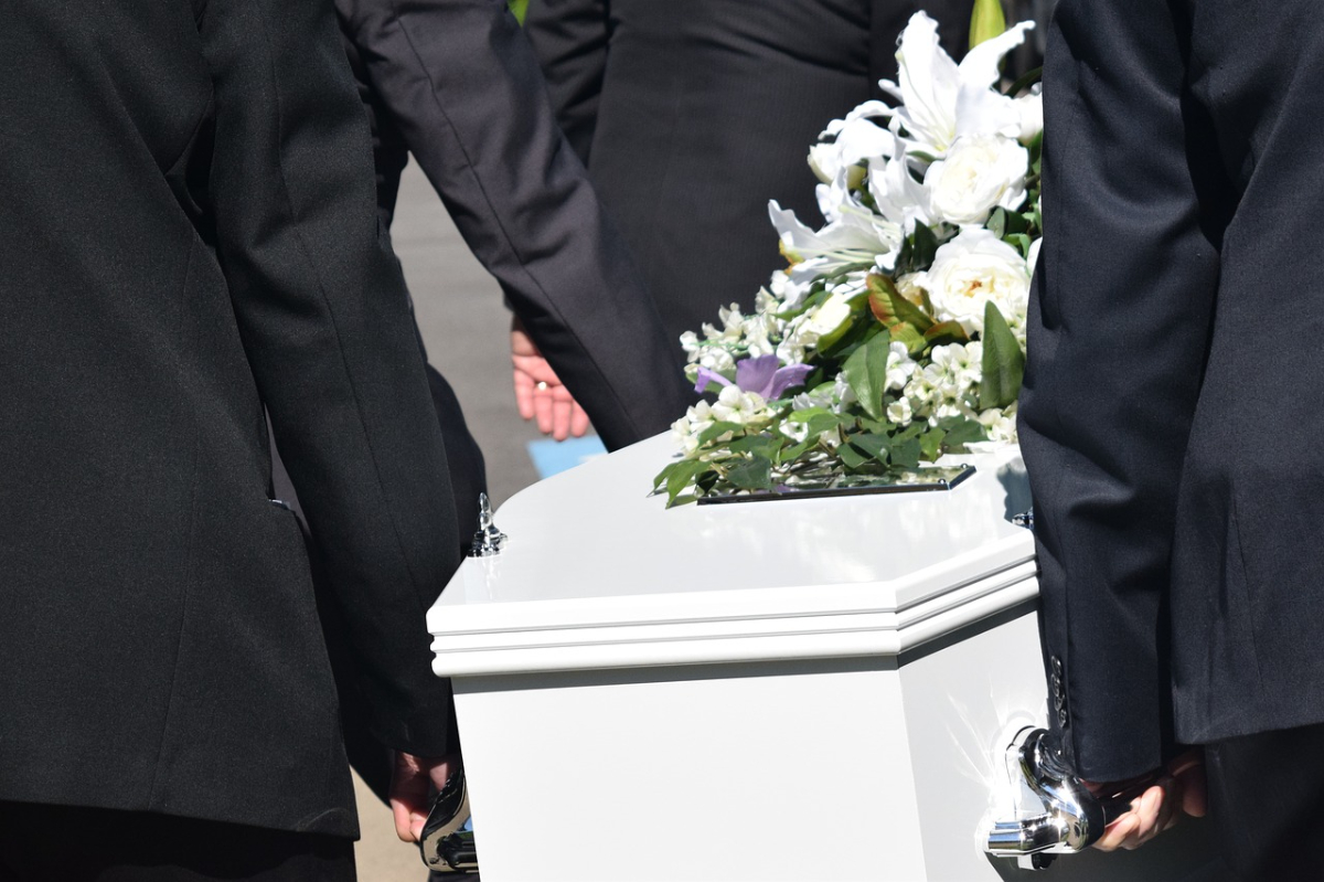 What Are Reasons to Choose a Pre-paid Funeral Plan Image