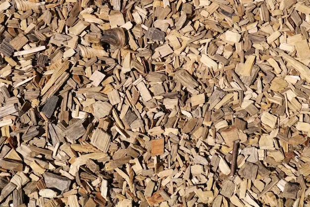 How to Use Wood Chips Around Borders