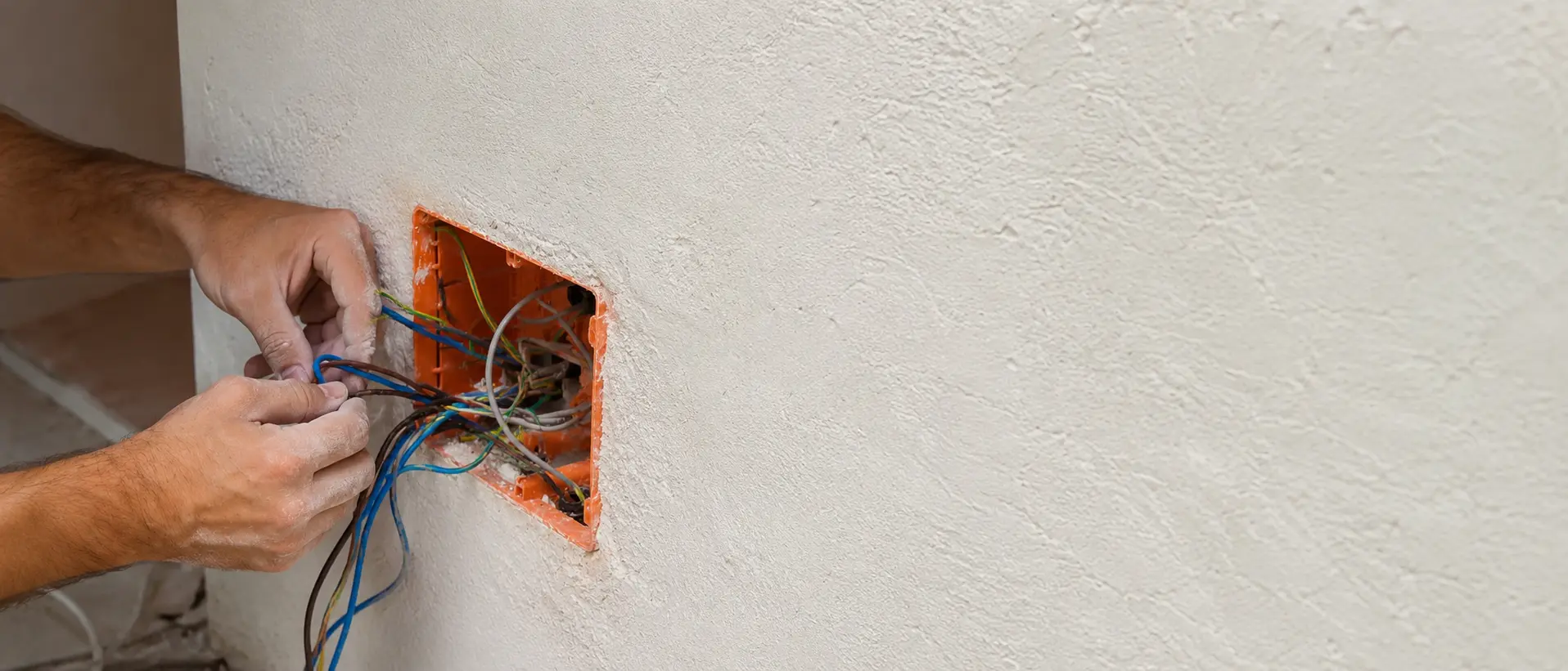 Common Wiring Problems Found in Older Homes Common Wiring Problems Found in Older Homes