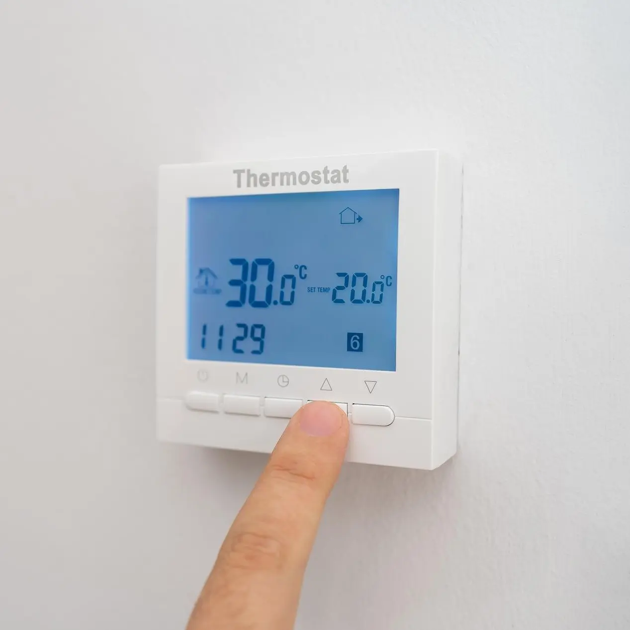 Smart thermostat heating control