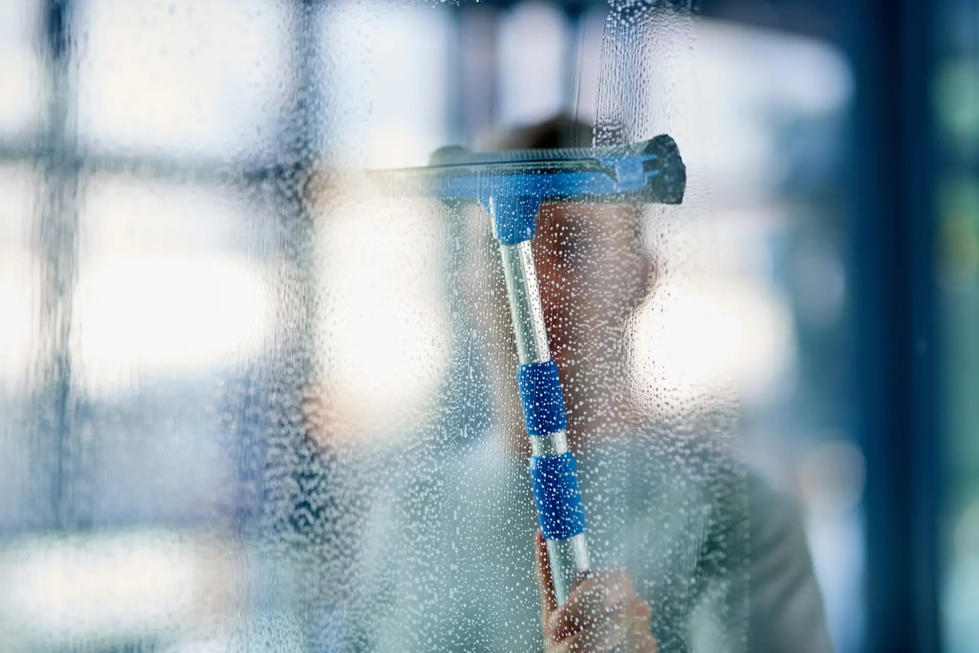 Contact Our Window Cleaner in Bristol, Portishead, Keynsham