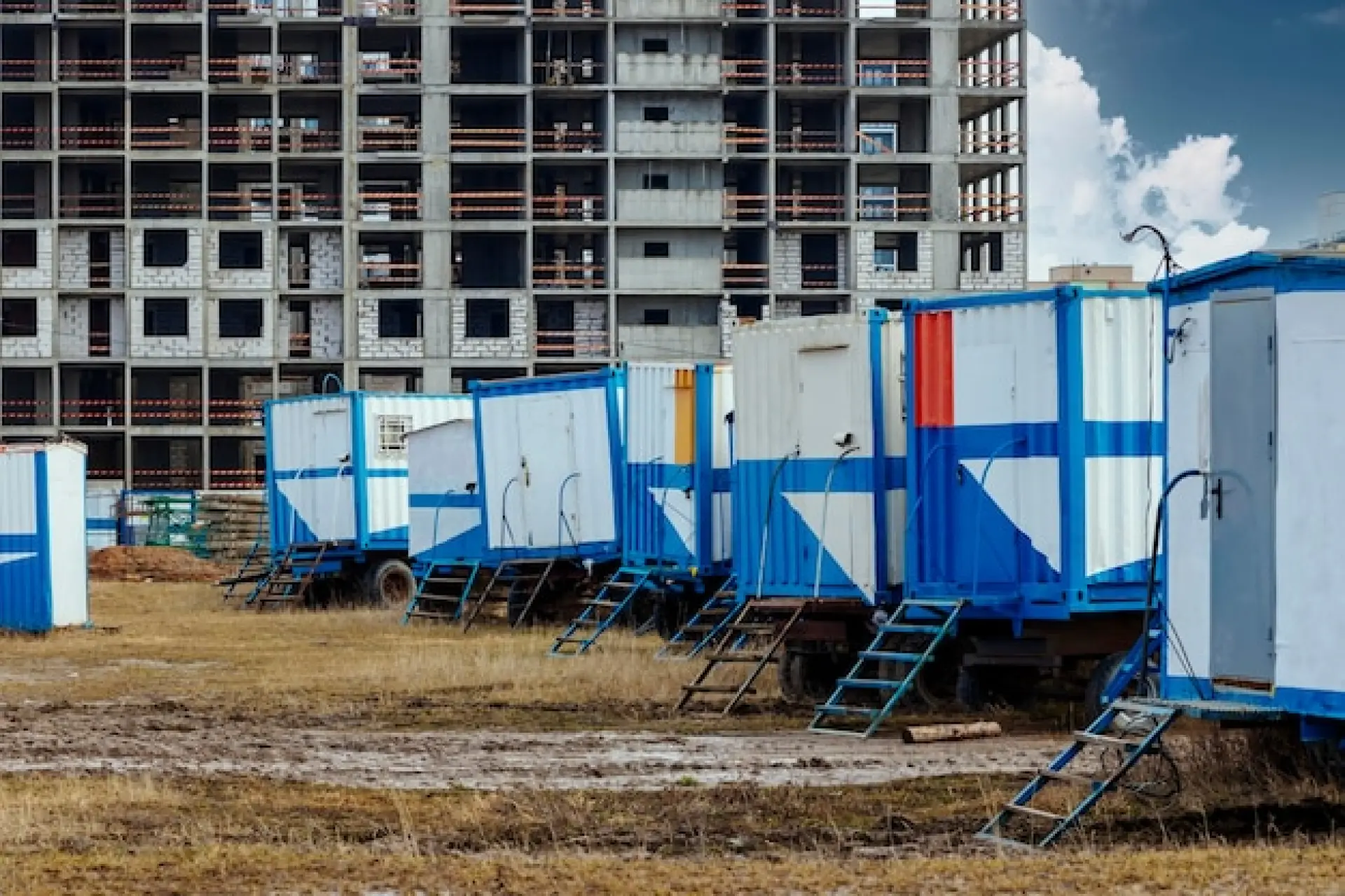 Emergency Construction Toilet Hire Worthing, Crawley, Horsham, West Sussex