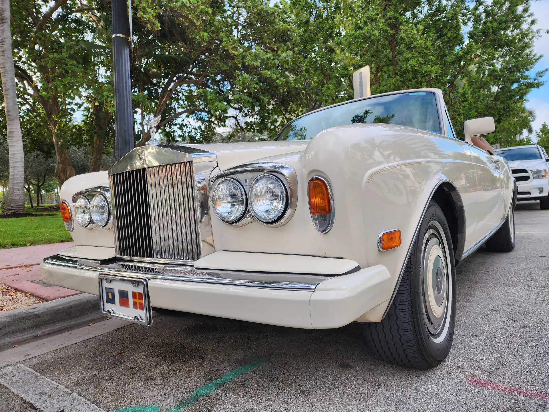 How Much Does It Cost To Insure A Rolls Royce Image