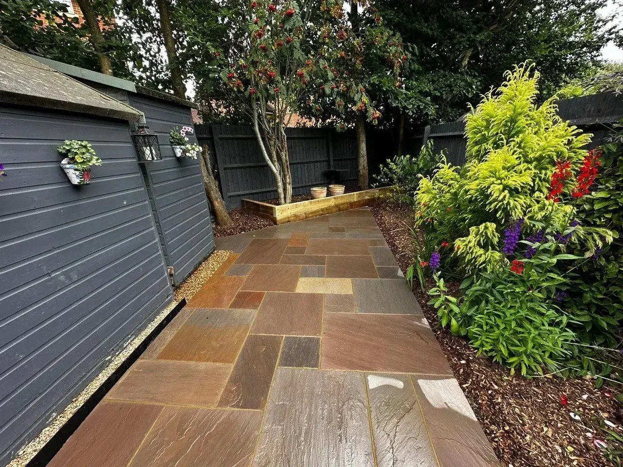 Outdoor Living with Expert Landscaping Services in Surrey Outdoor Living with Expert Landscaping Services in Surrey