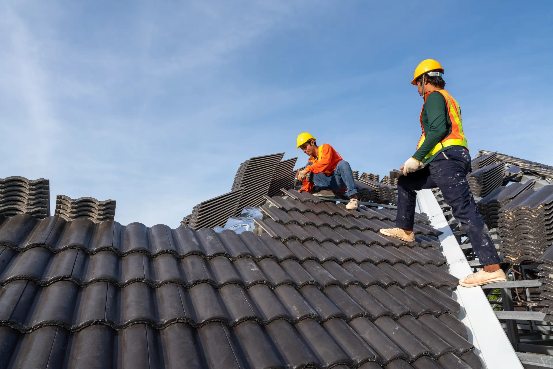 Local Roofers in Ash 
