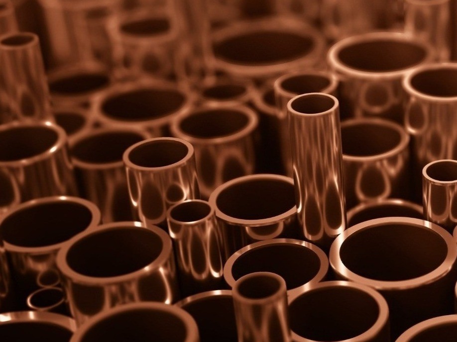 Versatility in Metal Thickness and Types