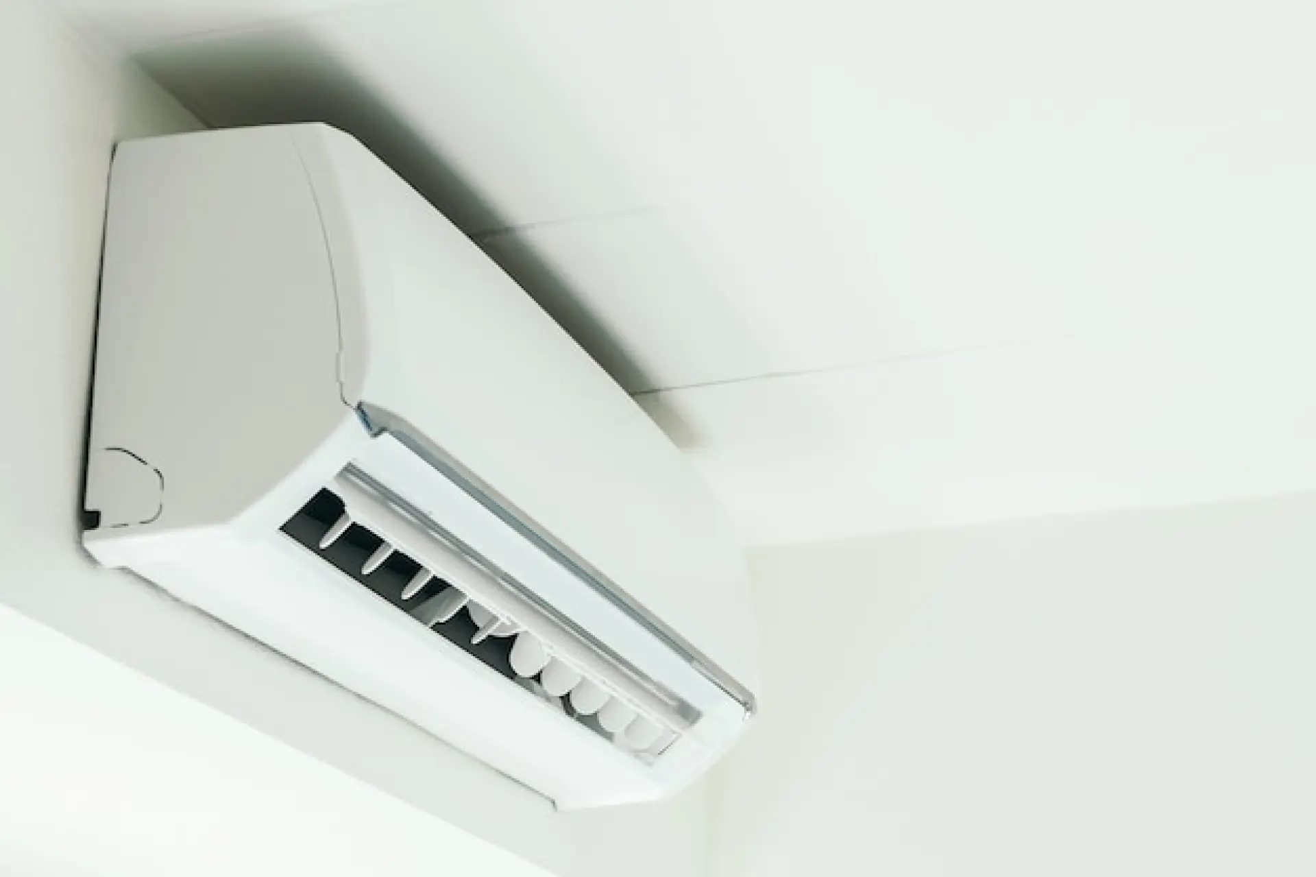 Signs You May Need Air Quality Testing Immediately Signs You May Need Air Quality Testing Immediately