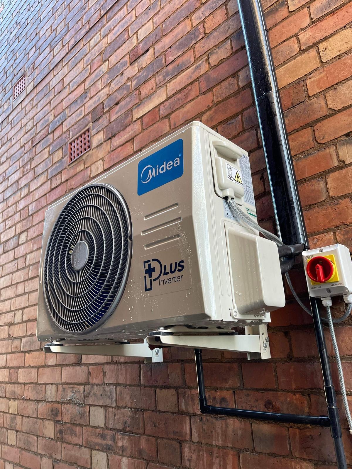 Healthcare Air Conditioning Installation in Derby, Nottingham, Leicester