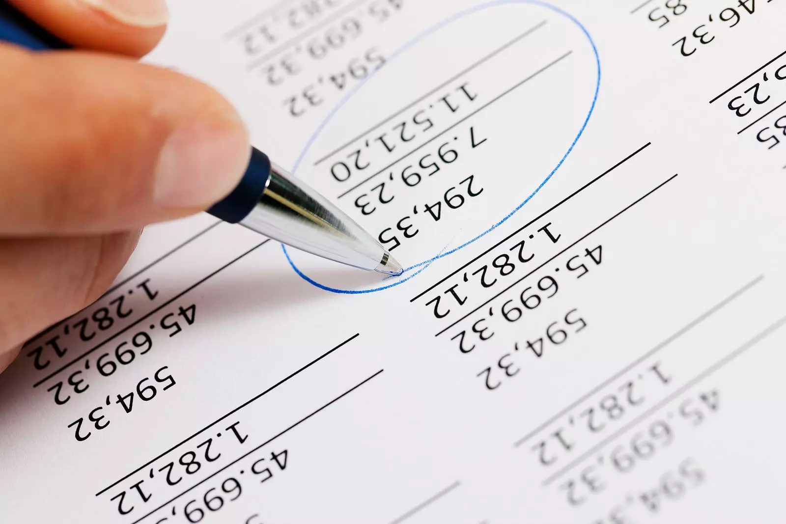 How Accountants Help with Financial Management