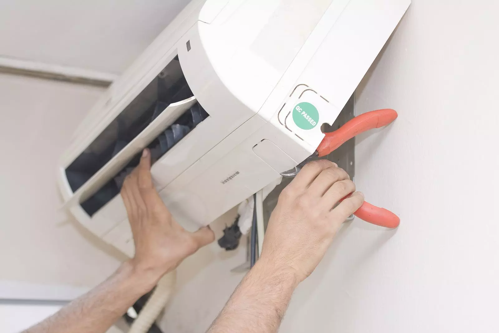 Does Air Conditioning Help Staff Work Better?