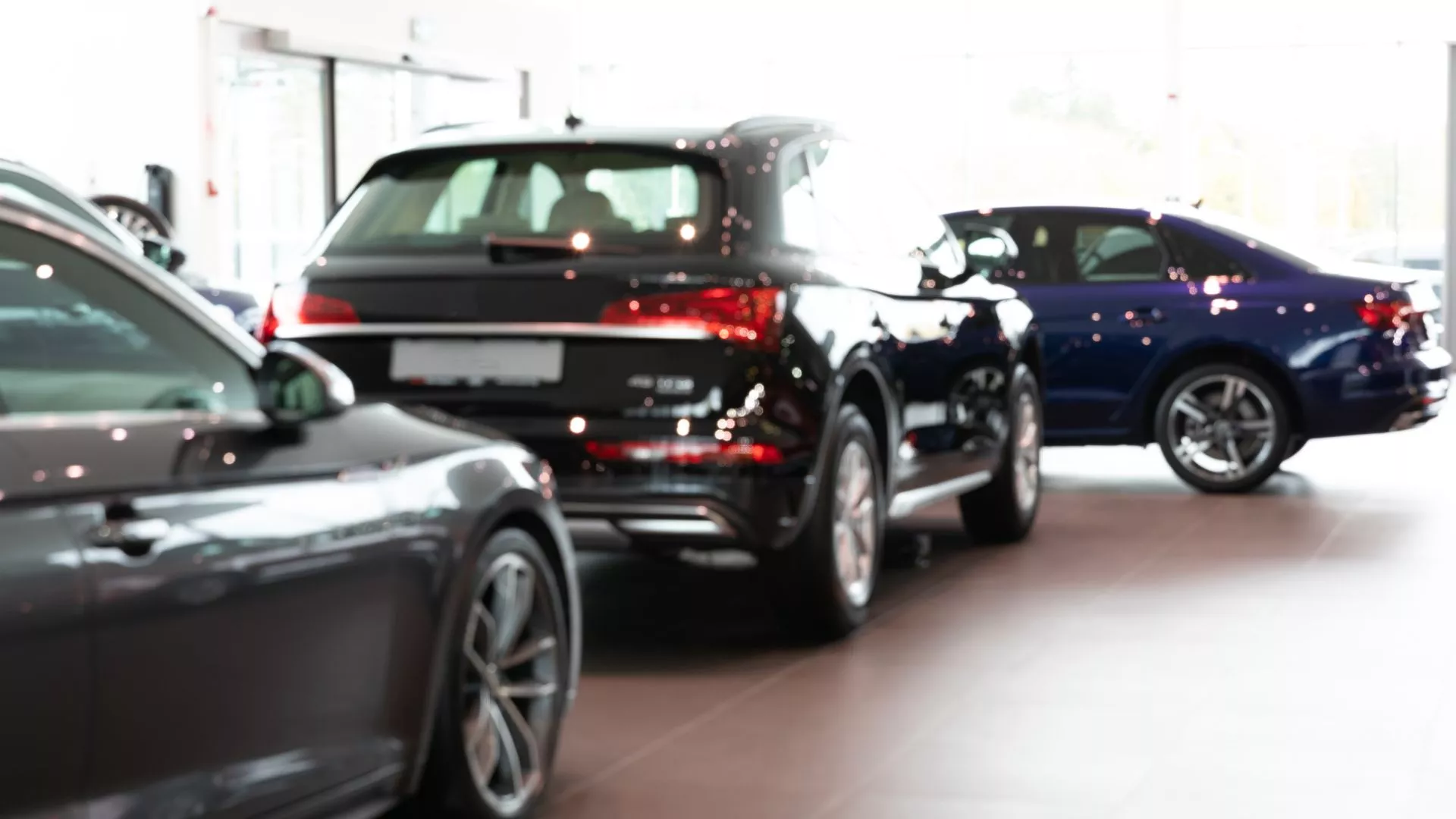 Short-Term Car Storage Heathrow, Silverstone, London