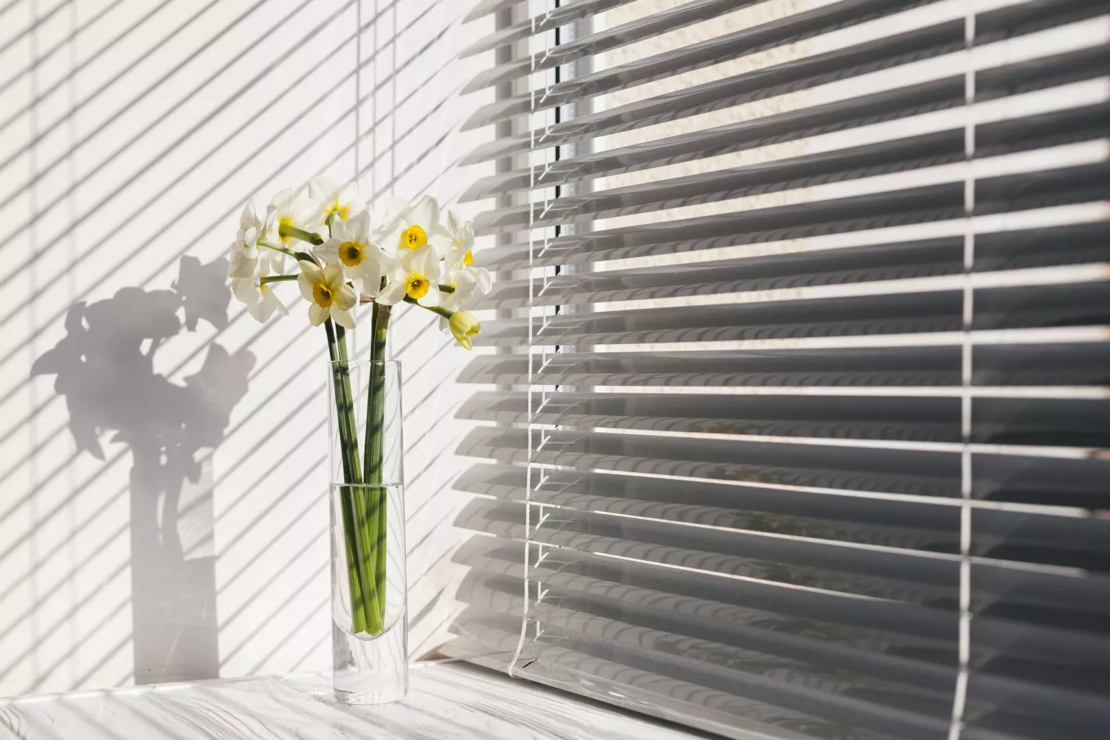 Venetian Blinds Made To Measure | Newport, Cardiff, Bristol, Gwent, South Wales
