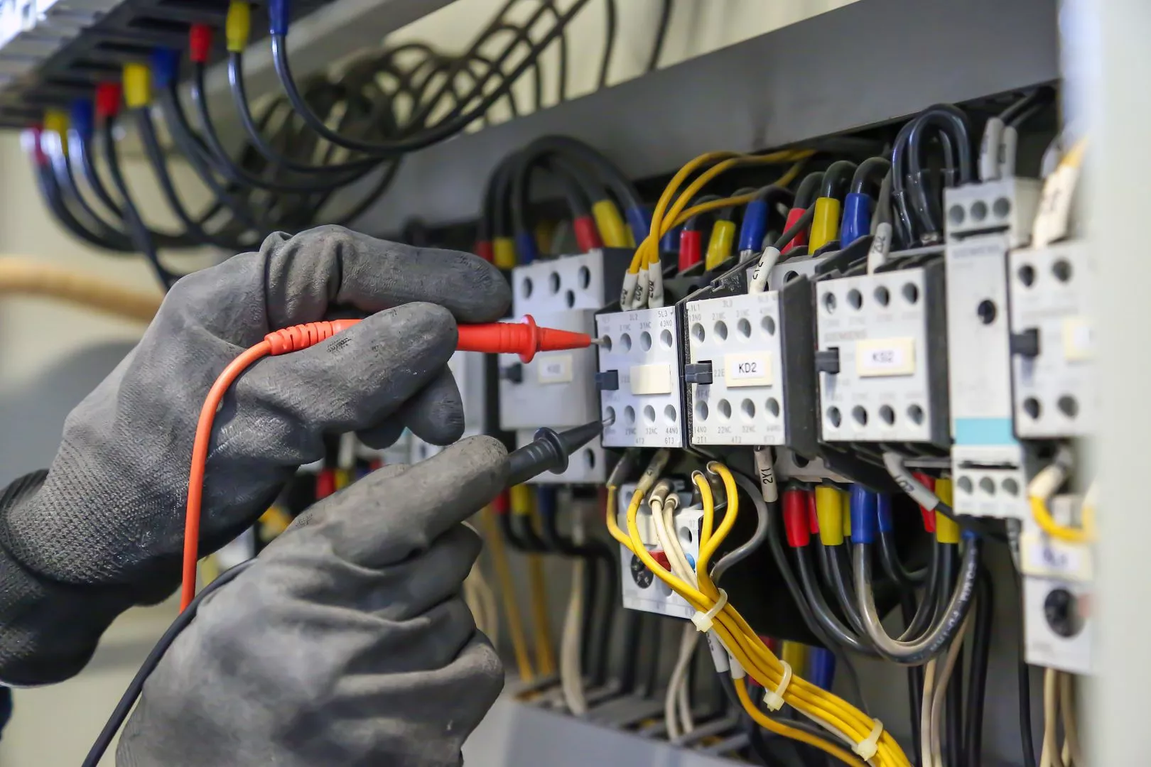 Emergency Electrical Repairs: What To Do Before Help Arrives