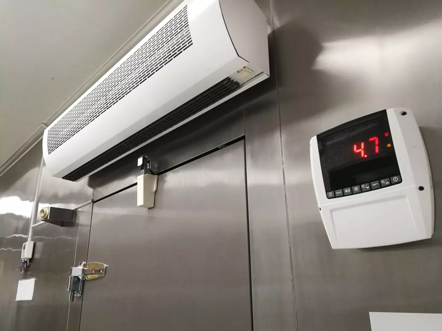 Heat-Related Illness - Air Conditioning Help Staff